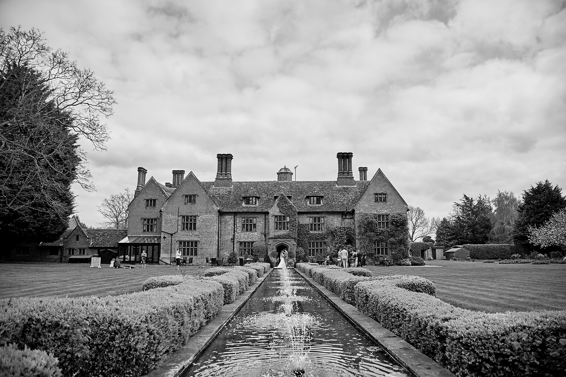 woodhall-manor-wedding-photographer